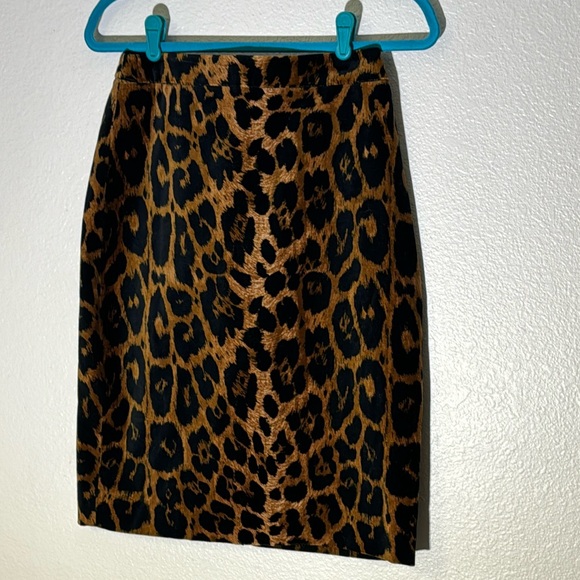 Talbots Dresses & Skirts - TALBOTS BLACK LABEL ANIMAL PRINT VELVET MIDI SKIRT BOHO HIP MOD TIMELESS SEXY 6